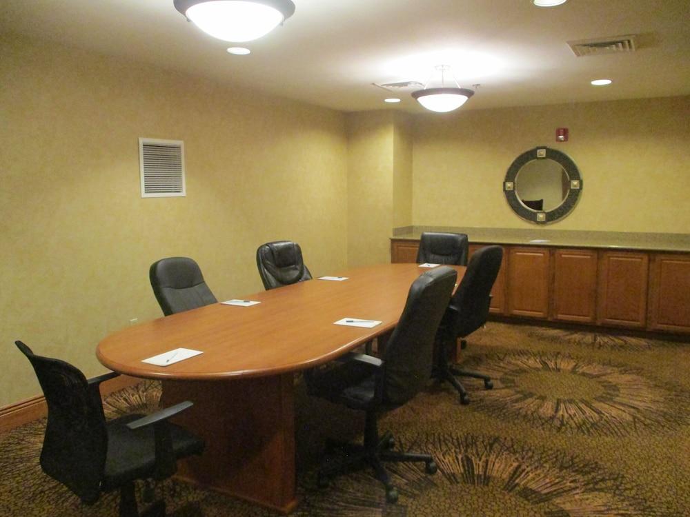 Hyatt House Colorado Springs Airport Otel Dış mekan fotoğraf