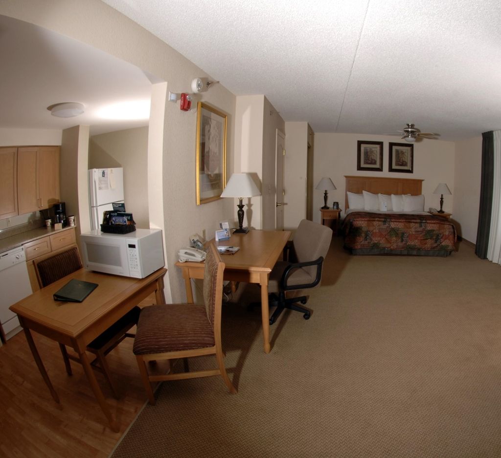 Hyatt House Colorado Springs Airport Otel Oda fotoğraf
